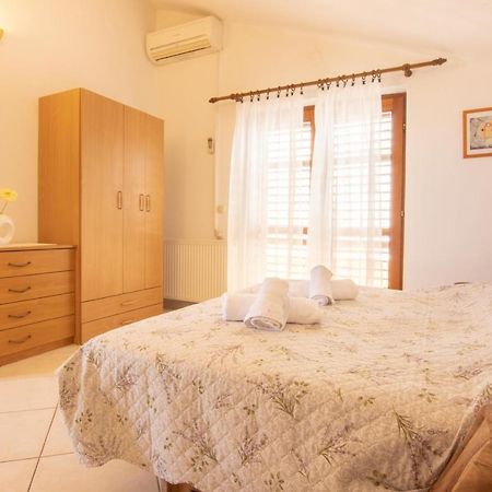 Apartments Baskovic Проманья Экстерьер фото