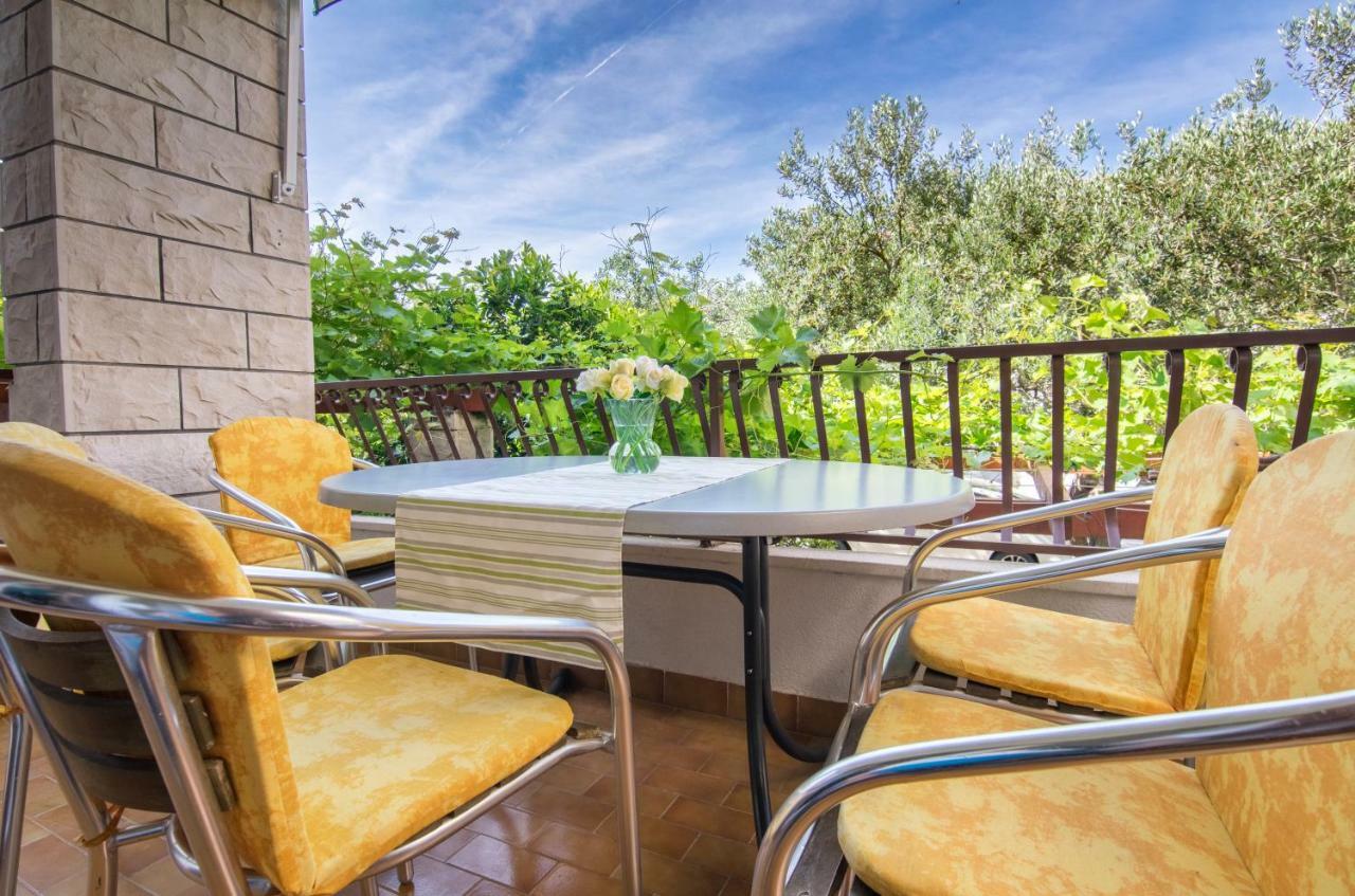 Apartments Baskovic Проманья Экстерьер фото