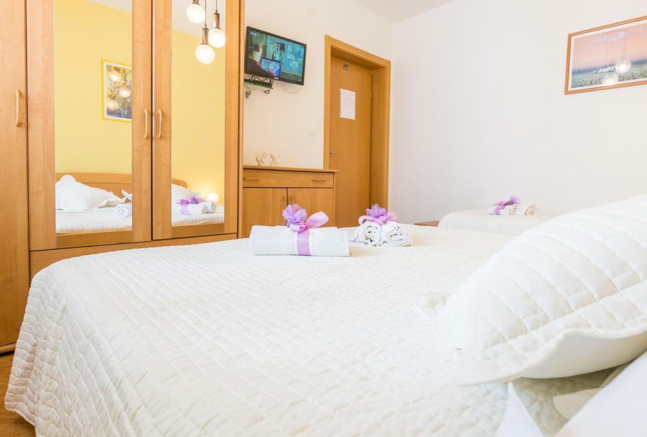 Apartments Baskovic Проманья Экстерьер фото